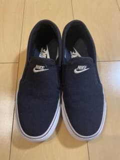 あゆうママ様専用　NIKE スリッポン スニーカー黒のサムネイル