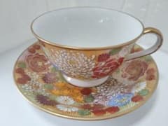 九谷焼 章山窯 金花詰め カップ＆ソーサー6客セット 九谷焼 章山窯 金花詰 カップ&ソーサー 最後の1客 - メルカリ