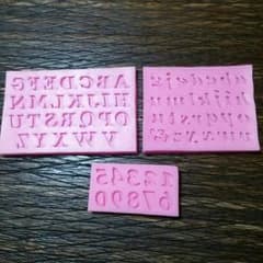 (値下げ)アルファベット シリコンモールドのサムネイル