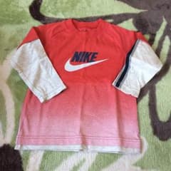 美品！ナイキキッズロンTのサムネイル
