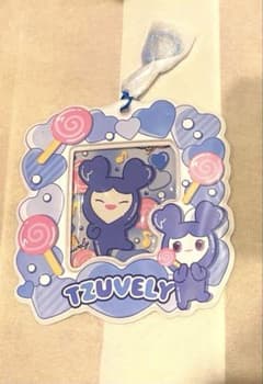 TWICE TZUVELY カードホルダーのサムネイル
