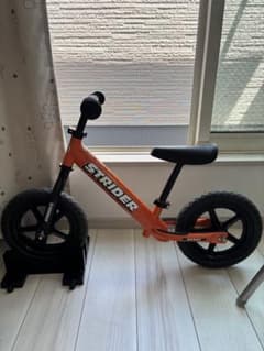 STRIDER 12 SPORT バランスバイク　ストライダー　オレンジ　バッグのサムネイル