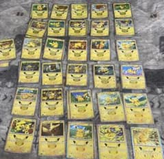 ポケモンカード 30周年 ピカチュウ 30枚 コンプリートセットのサムネイル