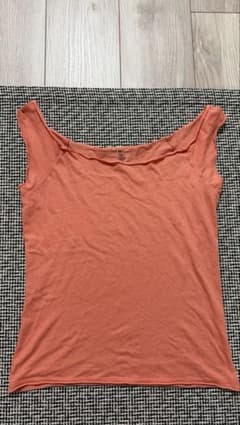 Brandy Melville ノースリーブシャツ