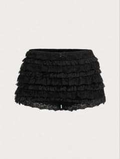 フリルレース ミニショートパンツ ブラックのサムネイル