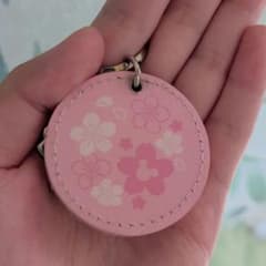 東京ディズニーリゾート 桜モチーフ キーホルダーのサムネイル