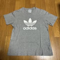 adidas グレー Tシャツのサムネイル