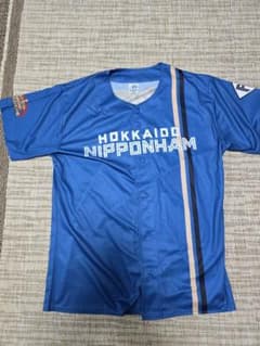 【新品】北海道日本ハムファイターズ シャウエッセン ビジターユニフォームのサムネイル
