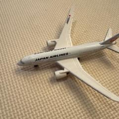 JAPAN AIRLINES 飛行機 模型 JA822Jのサムネイル