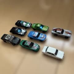 ミニカー 8台セット まとめ売り - メルカリ