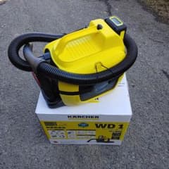 ケルヒャー(KARCHER) 乾湿両用バキュームクリーナーのサムネイル