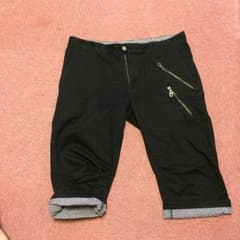 ゆきまる様専用 膝丈黒ズボンのサムネイル