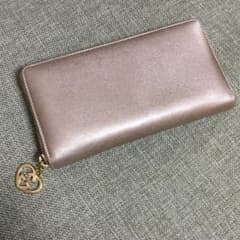 GUCCI グッチ　ハート　長財布　カードケース　ゴールドのサムネイル