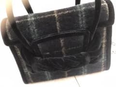 ミュウミュウのショルダーバックのサムネイル