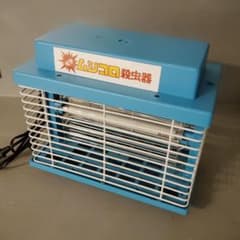 昭和レトロ　フカダック　電撃ムシコロ殺虫器　100V 通電可 昭和レトロ フカダック 電撃ムシコロ殺虫器 100V 通電可 - メルカリ