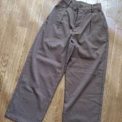 【美品】cepo サージワイドクロップドパンツのサムネイル