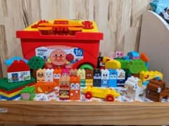 zu様専用　アンパンマン　はじめてのブロックワゴン&レゴのサムネイル