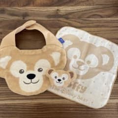 ダッフィー　スタイ＆ハンカチ＆おもちゃのサムネイル