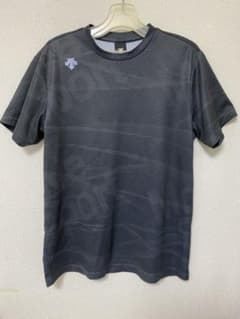 メ*5様 デサントスポーツメンズTシャツ ブラック（Lサイズ）のサムネイル