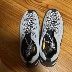 KEEN トレッキングシューズ 水色，黒　新品未使用　25センチのサムネイル