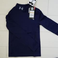 UNDER　ARMOUR ロンＴのサムネイル