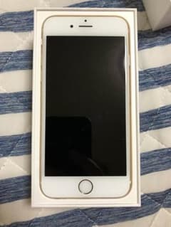 ハリ様専用ページ iPhone6s Gold 64GBのサムネイル