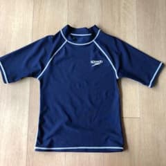 speedo ラッシュガード 半袖　140のサムネイル