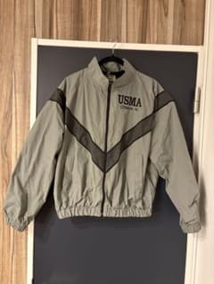 USMA ナイロンジャケット グレー - メルカリ