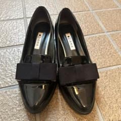 DIANA エナメル ローファー パンプス 22.0cmのサムネイル