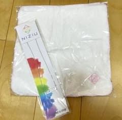 NiziU ネックレス/タオルハンカチのサムネイル