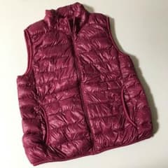 UNIQLO ウルトラライトダウン ベストのサムネイル