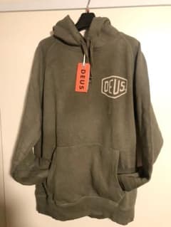 新品★Deus Ex Machina パーカー　フーディー　スウェット★のサムネイル