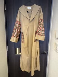 LOKITHO ロキト 花柄刺繍 ロングコートのサムネイル