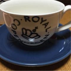 ロイヤルコペンハーゲン、ブルーのみですのサムネイル