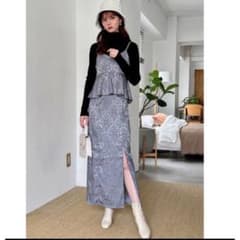 GRL ジャガードペプラムワンピースのサムネイル