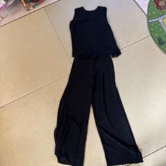 黒セットアップ　ブラック スリーブレス　ノースリーブ　演奏会　伴奏服のサムネイル
