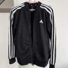 ⭐︎キッズ⭐︎adidas ストライプジャージ 130~140のサムネイル