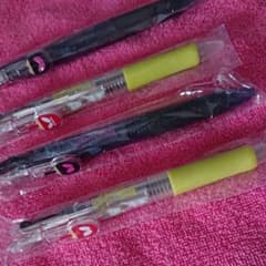 お値下げ butterflyボールペン4本セットのサムネイル