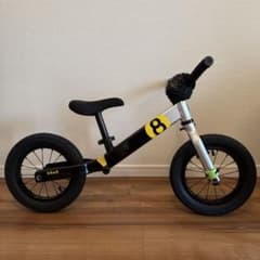 【競技用バランスバイク、日本未入荷】bike8 黒/銀モデルのサムネイル