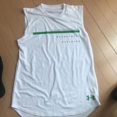 アンダーアーマー　ノースリーブ　タンクトップのサムネイル