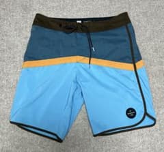 QUIKSILVER サーフパンツ　L32サイズのサムネイル