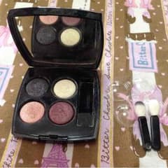 CHANEL アイシャドウのサムネイル
