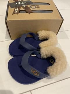 UGG ファーサンダル　12cmのサムネイル