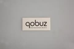 비매품 qobuz 코바즈 참신 로고 스티커