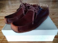 美品】Clarks クラークス ナタリー チェスナット 24.5cm 箱あり - メルカリ