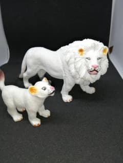 動物フィギュア　ホワイトライオン　フィギュアのサムネイル