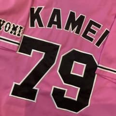 読売ジャイアンツ　亀井善行　ピンクユニフォーム　Sサイズ 読売ジャイアンツ 亀井善行 ピンクユニフォーム Sサイズ - メルカリ