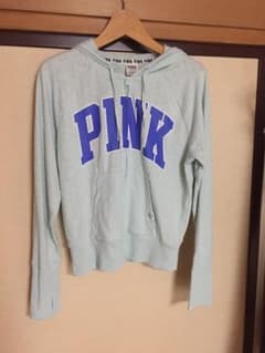ヴィクトリアシークレット PINK パーカーのサムネイル