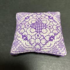 H305針山(レース柄)5.5×5.5ハンドメイド作品 - メルカリ