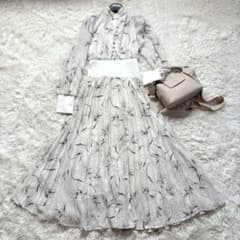 tocco closet M 꽃무늬 맥시 길이 원피스 주름 긴 소매 아이보리